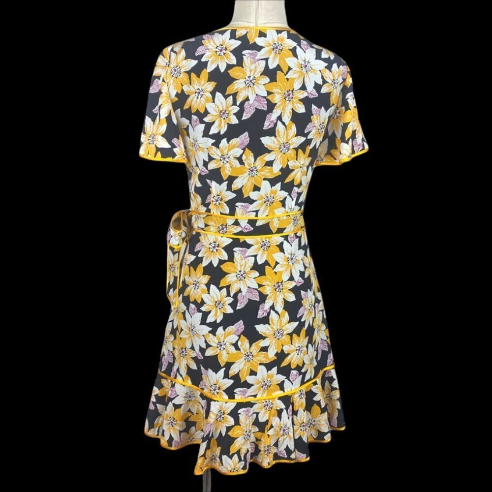Cinq a Sept Cameron Floral Silk Wrap Dress - Picture 5 of 8
